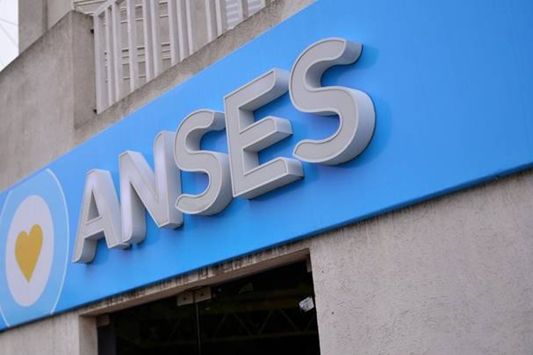 ANSES aumenta 1,89% las jubilaciones y confirma un bono de $70.000 para haberes mínimos en agosto