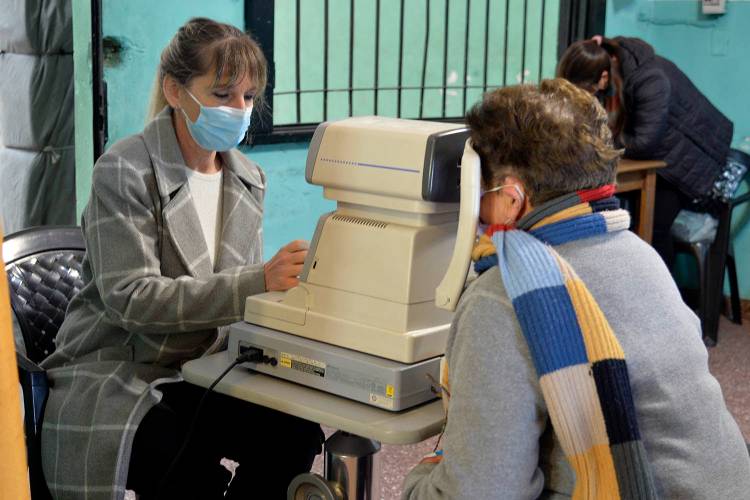 Tigre refuerza su atención oftalmológica con una campaña de concientización y detección de cataratas Tigre refuerza su atención oftalmológica con una campaña de concientización y detección de cataratas