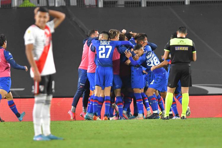 Tigre eliminó a River y jugará una semifinal de la LPF ante Argentinos