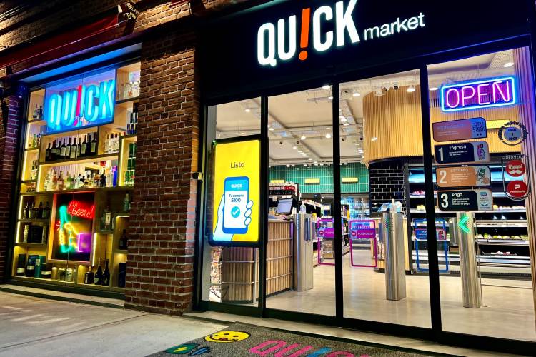 En diciembre del 2021, abrió el primer supermercado 100% virtual e inteligente de Argentina y Latinoamérica: sin cajeros, y con un cliente que se vuelve completamente autónomo.