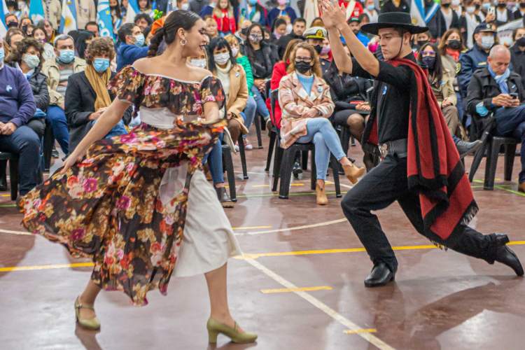 San Fernando festejó el 25 de Mayo en el Polideportivo N°1