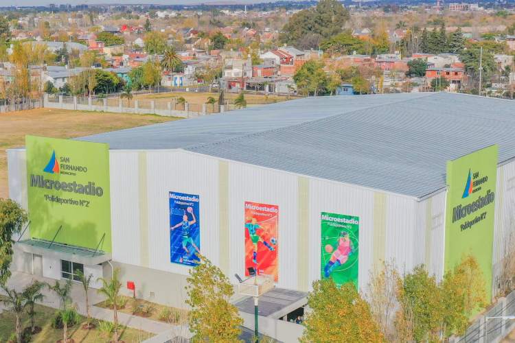 Juan Andreotti inauguró el Microestadio del Polideportivo N°2 de San Fernando Juan Andreotti inauguró el Microestadio del Polideportivo N°2 de San Fernando