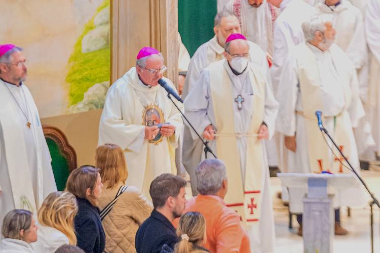 San Fernando despidió al Padre Jorge Luis Lagazio San Fernando despidió al Padre Jorge Luis Lagazio
