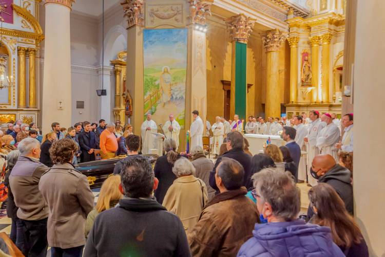 San Fernando despidió al Padre Jorge Luis Lagazio San Fernando despidió al Padre Jorge Luis Lagazio