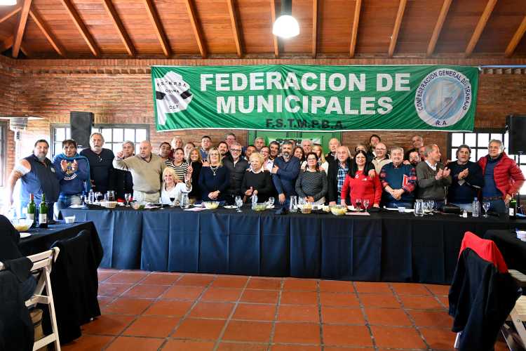  Julio Zamora se reunió con la Federación de Sindicatos de Trabajadores Municipales de la Provincia de Buenos Aires