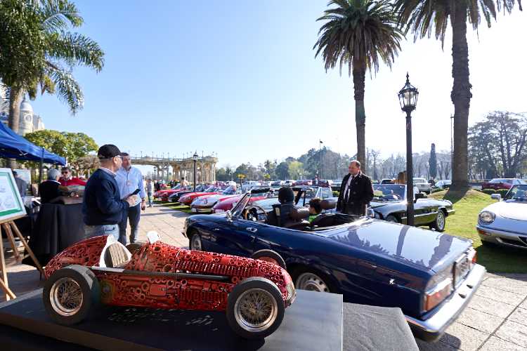 Con la exposición de más de 90 autos se realizó el “Alfa Day” en el HCD de Tigre