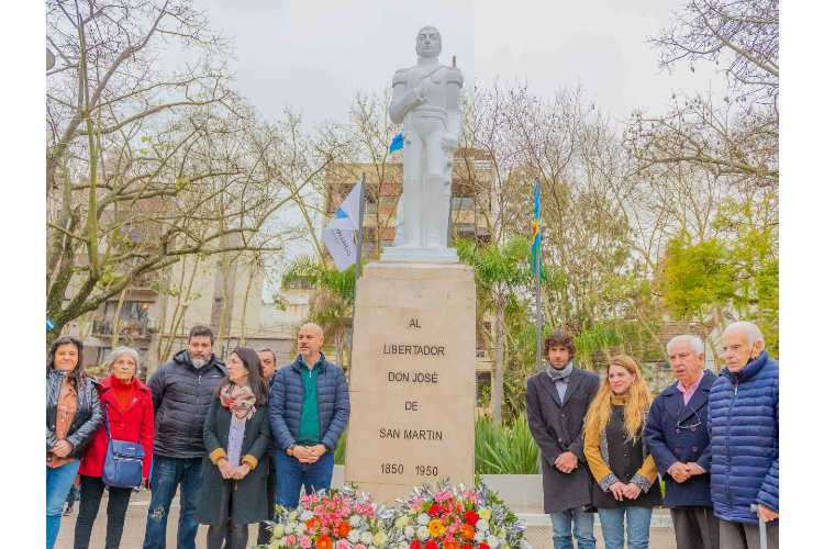 San Fernando homenajeó a San Martín en un emocionante acto cívico San Fernando homenajeó a San Martín en un emocionante acto cívico