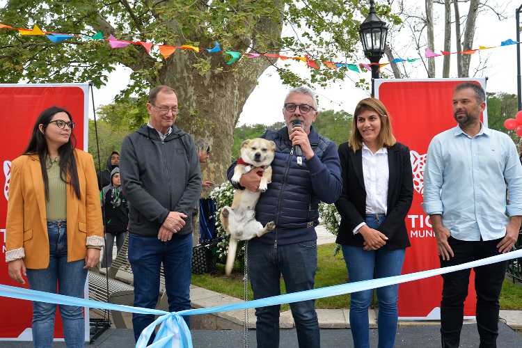Julio Zamora inauguró el primer canil municipal en el Paseo de las Provincias de Tigre centro