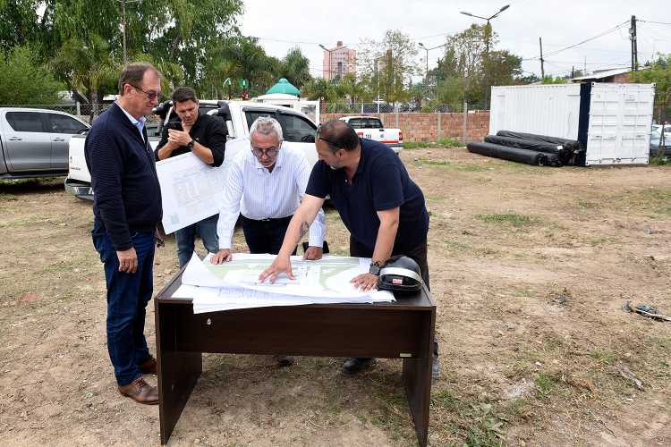 Julio Zamora recorrió el inicio de obra del nuevo Hospital Municipal de Alta Complejidad de Tigre