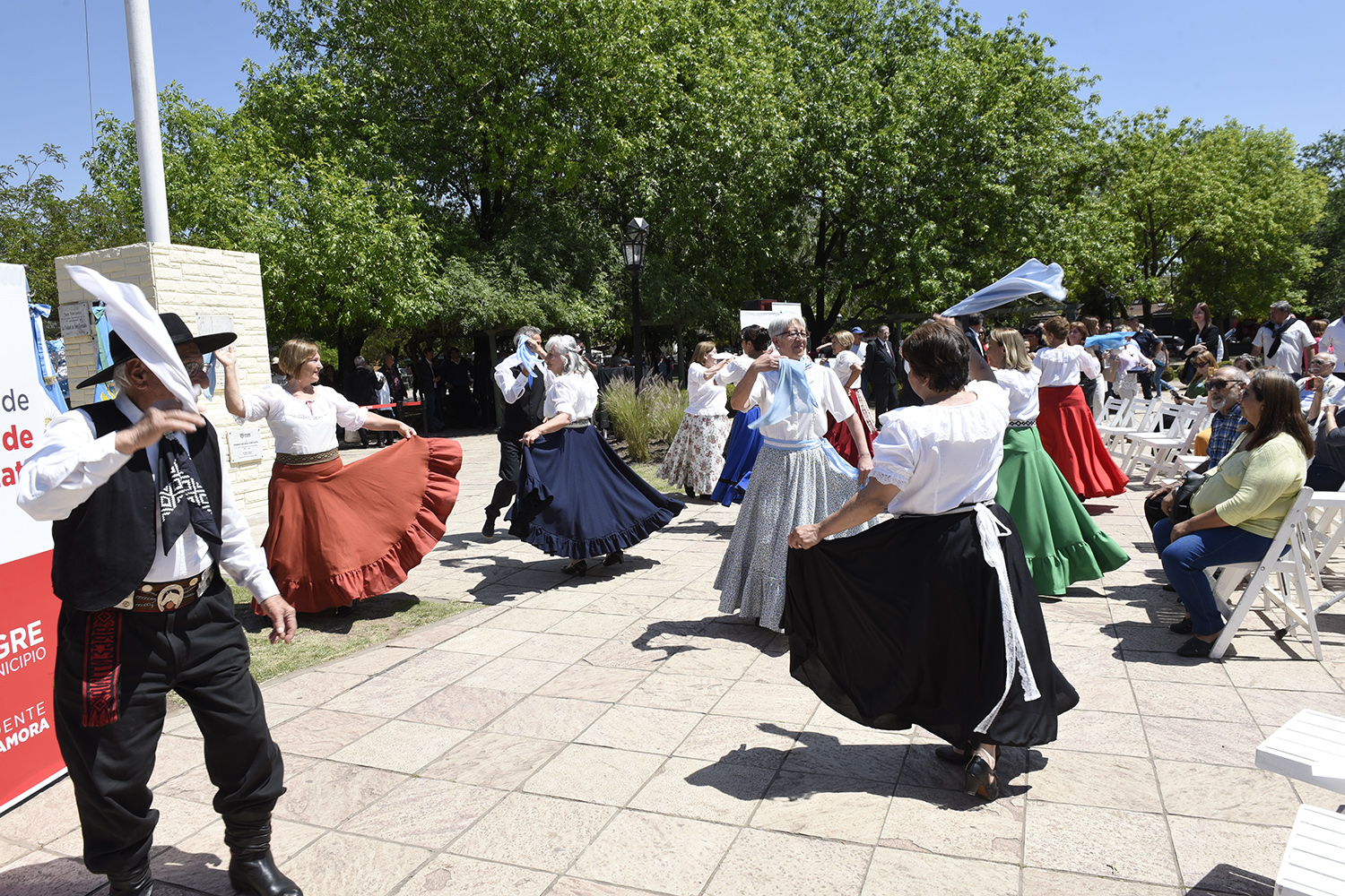 Julio Zamora acompañó a la comunidad de Don Torcuato en los festejos por su 95° aniversario Julio Zamora acompañó a la comunidad de Don Torcuato en los festejos por su 95° aniversario