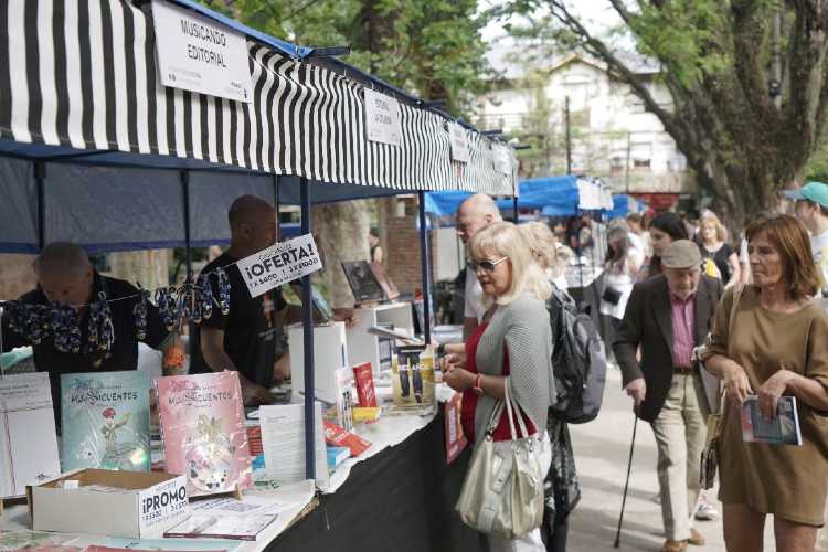 Vicente López celebró la novena edición de la Feria del Libro