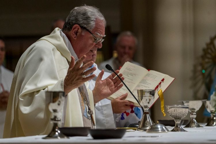 Se celebró la misa por los 50 años de ordenación sacerdotal del Obispo Oscar Ojea Se celebró la misa por los 50 años de ordenación sacerdotal del Obispo Oscar Ojea