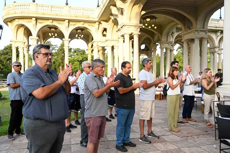 Julio Zamora reconoció la labor de trabajadoras y trabajadores municipales que cumplieron 25 años al servicio de la comunidad de Tigre