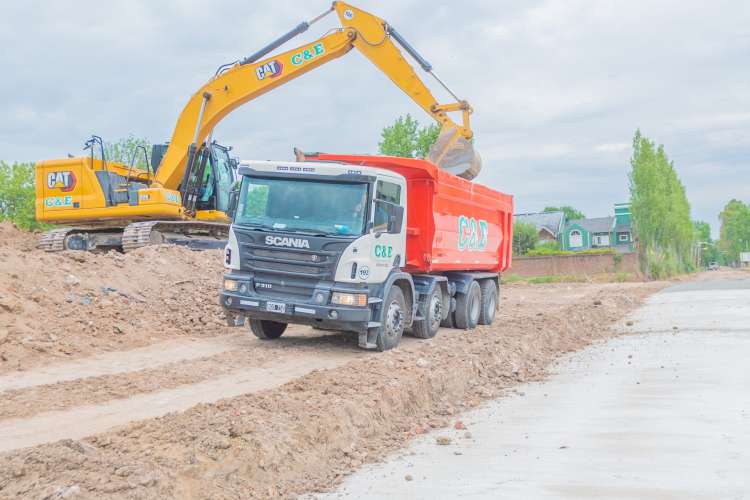 Juan Andreotti supervisó la pavimentación de la calle Maipú en Virreyes Oeste. Juan Andreotti supervisó la pavimentación de la calle Maipú en Virreyes Oeste.