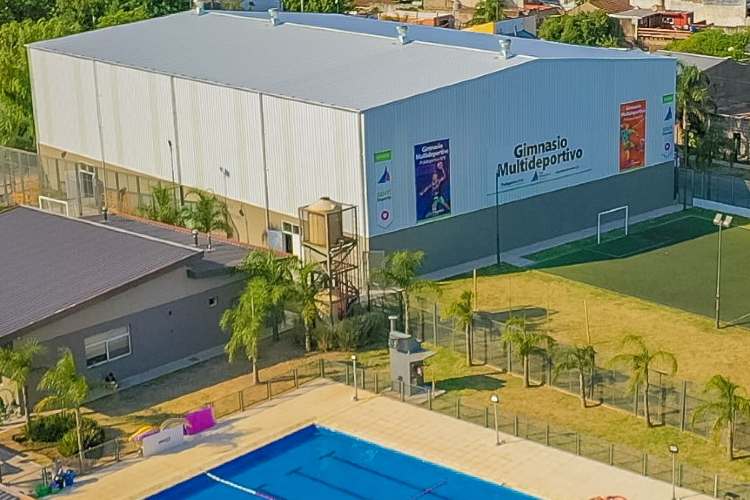 Juan Andreotti inauguró un nuevo “Gimnasio Multideportivo” en el Poli N°8. Juan Andreotti inauguró un nuevo “Gimnasio Multideportivo” en el Poli N°8.