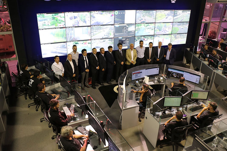 Tigre recibió a directivos de la empresa NEC en el centro de monitoreo COT.