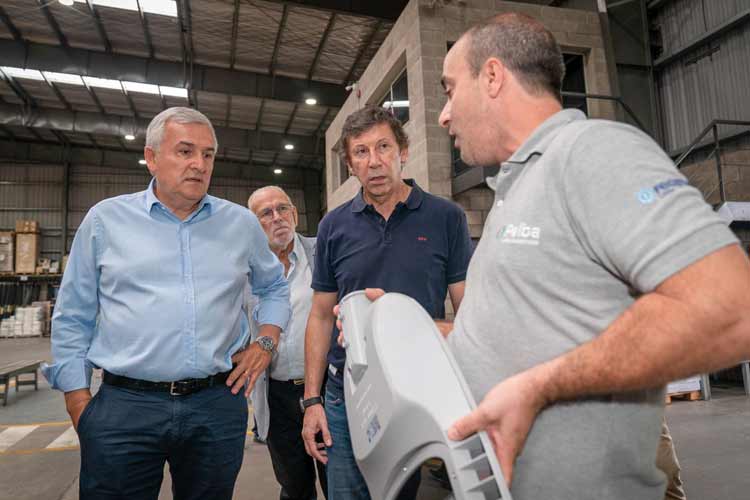 Gerardo Morales y Gustavo Posse recorrieron empresas e infraestructuras de San Isidro