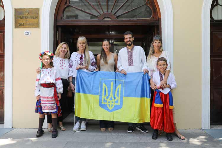 Macarena Posse recibió a la Asociación Ucraniana de Villa Adelina 