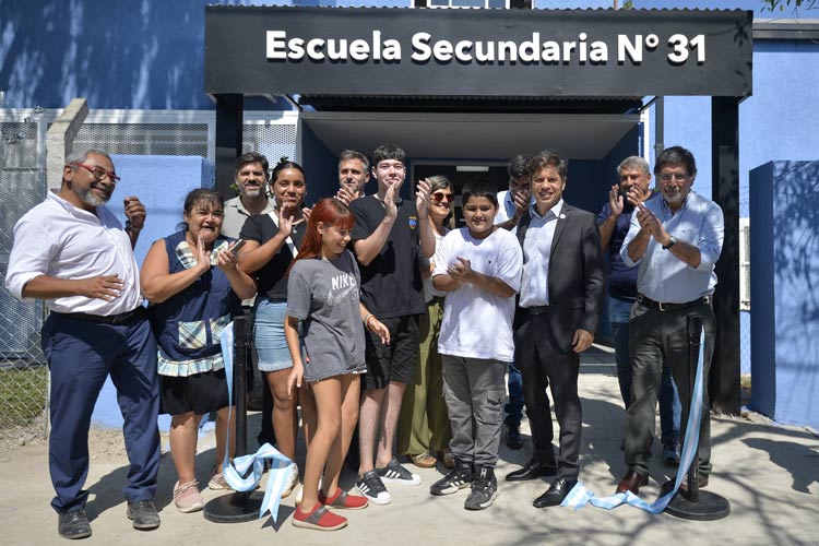 Kicillof inauguró el nuevo edificio de la Escuela Secundaria N°31 de Pilar
