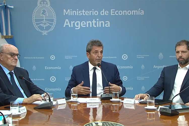 Sergio Massa, anunció hoy que la empresa Ford Argentina realizará una inversión de 82 millones de dólares