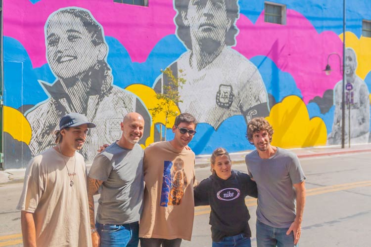 Juan Andreotti y Paula Pareto visitan el mural en homenaje a grandes deportistas argentinos en San Fernando