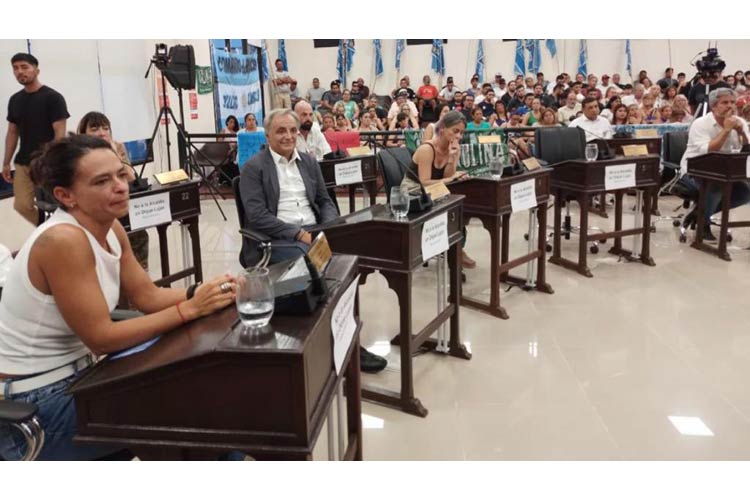 Concejales del FR Tigre cuestionan la construcción del Hospital de Alta Complejidad Concejales del FR Tigre cuestionan la construcción del Hospital de Alta Complejidad