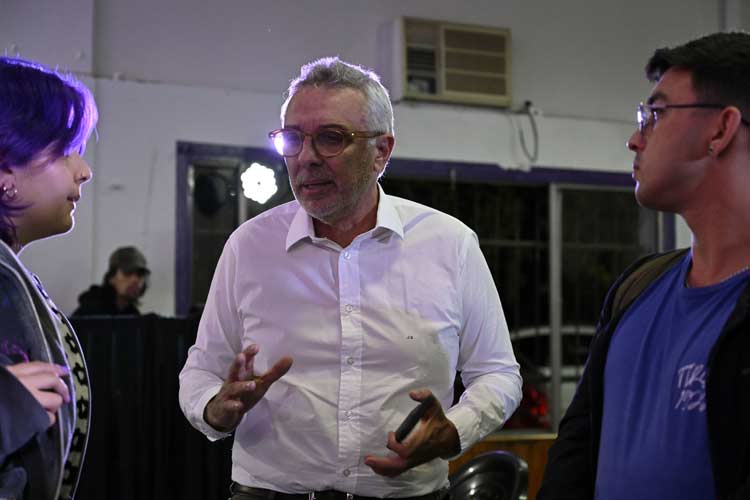 Julio Zamora: “Kicillof tiene todas las condiciones para liderar al peronismo y dirigir la oposición”