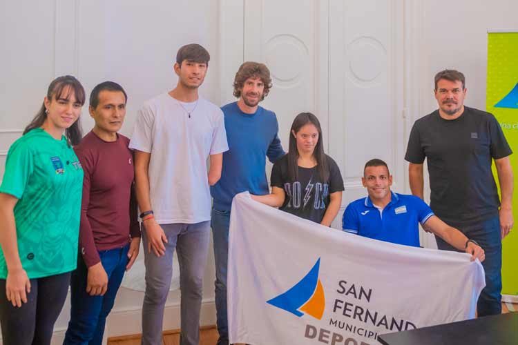 Juan Andreotti reconoce el talento deportivo de cinco sanfernandinos que participarán en competencias representando al Municipio,