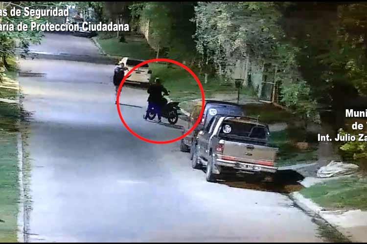 Dos jóvenes datenidos por robar una motocicleta en Benavídez