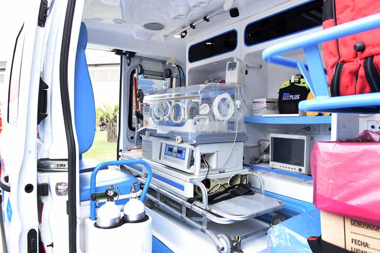 Julio Zamora presentó nuevas ambulancias para el Sistema de Emergencias Tigre