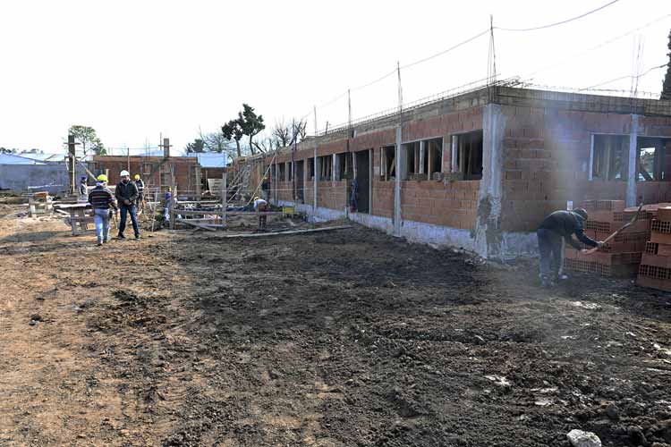 Avanza la construcción de la Escuela Secundaria N° 47 en Benavídez
