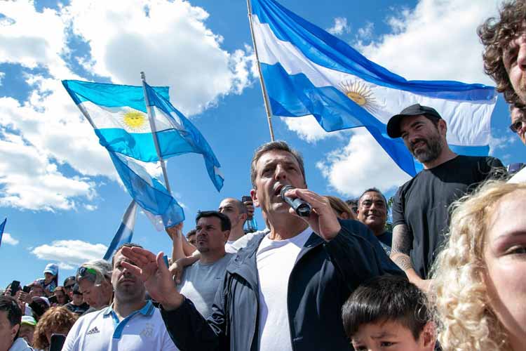 Sergio Massa en San Fernando: “La Argentina que viene se construye con el corazón”