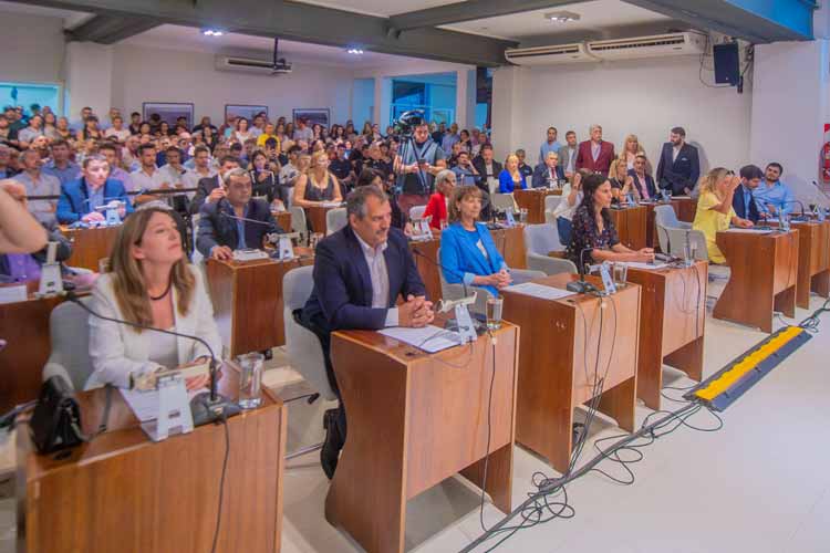 Juan Andreotti asumió un nuevo mandato como Intendente de San Fernando Juan Andreotti asumió un nuevo mandato como Intendente de San Fernando