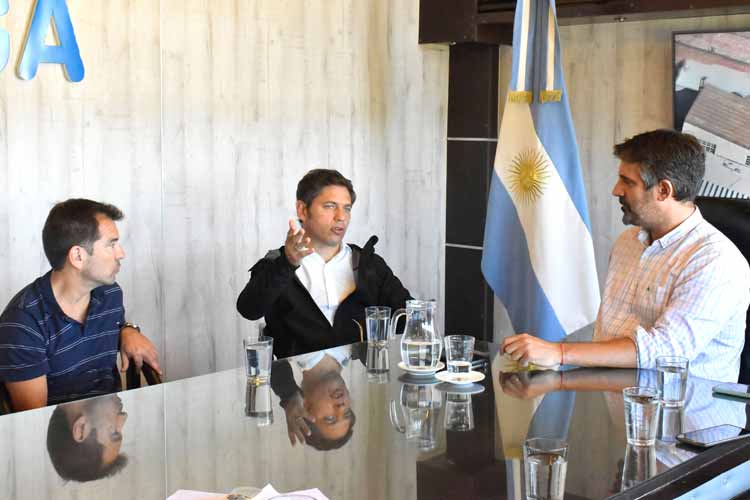 Kicillof en Miramar: Compromiso de la Provincia para asistir a damnificados por el temporal