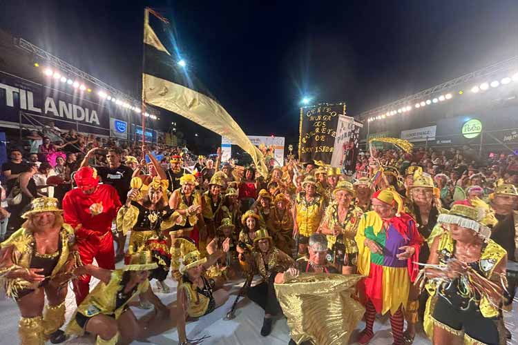 Más de 20.000 vecinos disfrutaron del carnaval de Boulogne