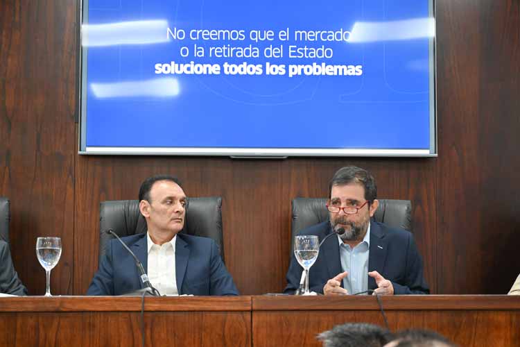 Fernando Moreira inauguró las 140° Sesiones Ordinarias del HCD