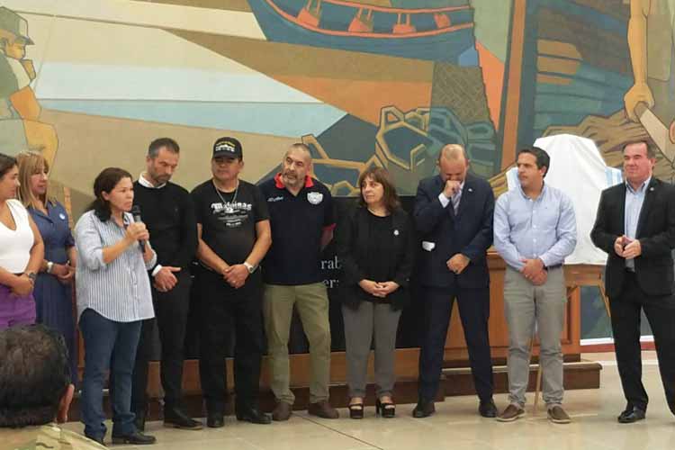 Emotivo homenaje a los héroes de Malvinas en el HCD de Tigre Emotivo homenaje a los héroes de Malvinas en el HCD de Tigre