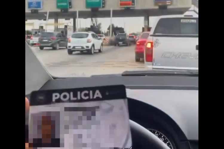 Fue detenido en Tigre por uso fraudulento de credencial policial de la PSA para evadir el peaje