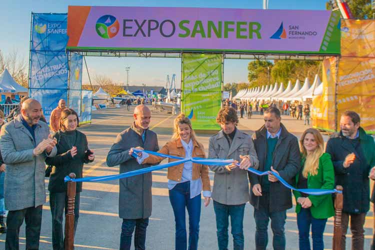 Juan Andreotti inauguró “Expo Sanfer”, gran feria de industrias, comercios e innovación tecnológica