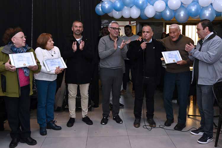 Julio Zamora, participó en las celebraciones del 25 de Mayo en diversos puntos del partido