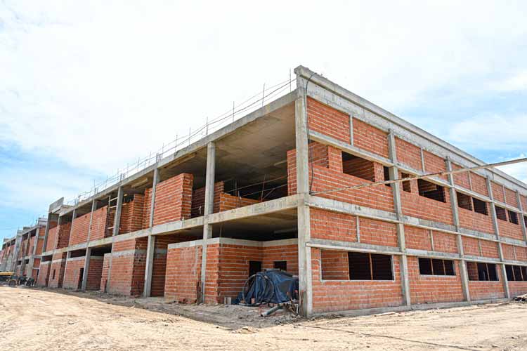 Julio Zamora supervisó los avances del Hospital de Alta Complejidad para Adultos en Tigre Julio Zamora supervisó los avances del Hospital de Alta Complejidad para Adultos en Tigre