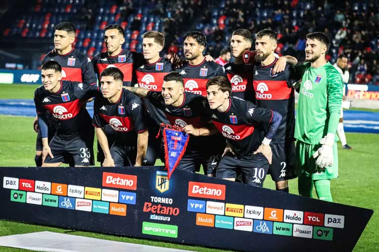 Tigre rescató un punto sobre la hora con un penal cobrado a instancias del VAR Tigre rescató un punto sobre la hora con un penal cobrado a instancias del VAR