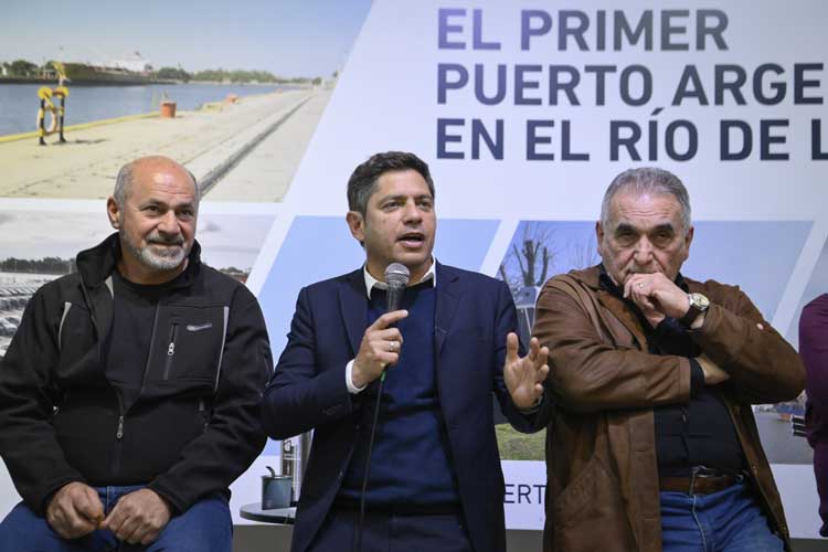 Kicillof en Ensenada: “Del movimiento obrero deben nacer las leyes para defender la soberanía”