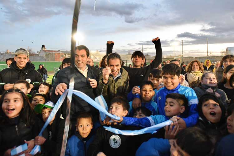 San Isidro inauguró cancha de fútbol 11 y nuevas instalaciones en el Campo de Deportes de Beccar San Isidro inauguró cancha de fútbol 11 y nuevas instalaciones en el Campo de Deportes de Beccar