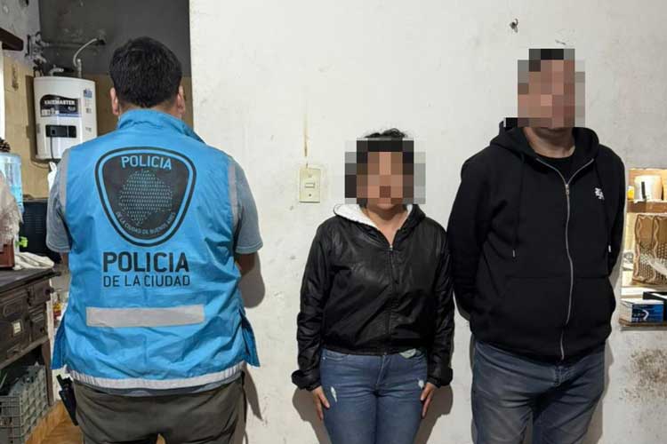 Cayó en Merlo la banda que robó un camión con leche en polvo en la zona portuaria de Retiro Cayó en Merlo la banda que robó un camión con leche en polvo en la zona portuaria de Retiro