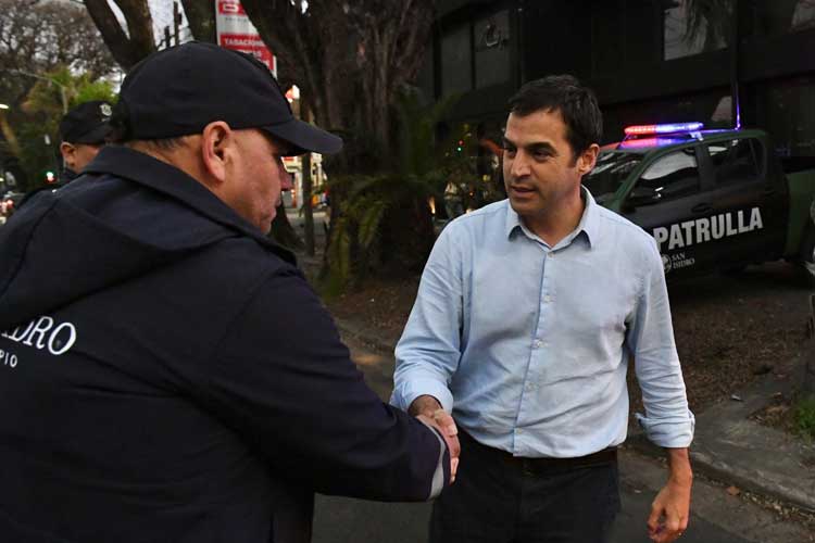 Ramón Lanús supervisó operativos de seguridad en San Isidro: “Aumentamos la presencia policial con un 40% más de patrullaje” Ramón Lanús supervisó operativos de seguridad en San Isidro: “Aumentamos la presencia policial con un 40% más de patrullaje”