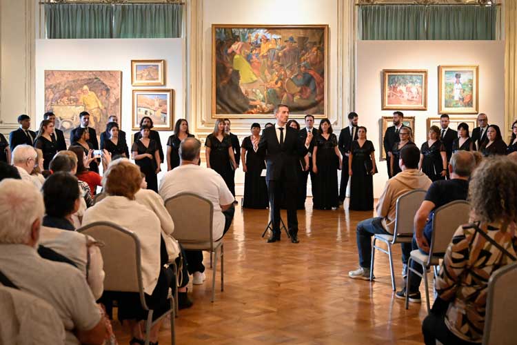 El Coro del Fin del Mundo celebró su 15° aniversario con un concierto en el Museo de Arte Tigre El Coro del Fin del Mundo celebró su 15° aniversario con un concierto en el Museo de Arte Tigre