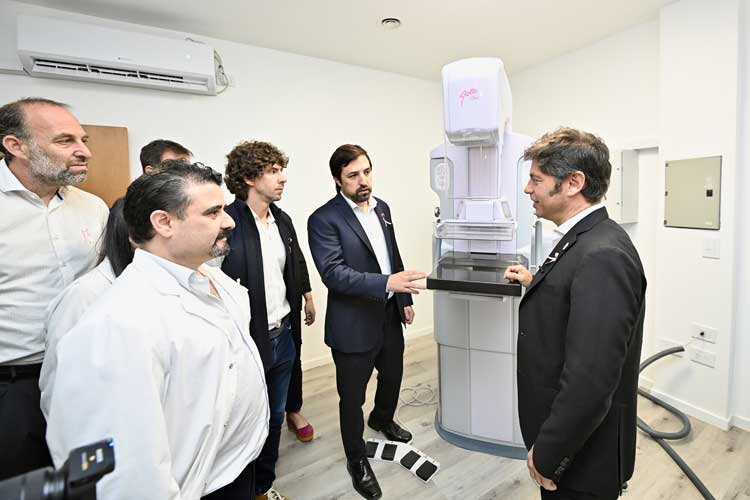 Kicillof cruzó a Milei durante una recorrida en San Fernando: “Puede tener los amigos que quiera, pero sus obligaciones son con el pueblo argentino” Kicillof cruzó a Milei durante una recorrida en San Fernando: “Puede tener los amigos que quiera, pero sus obligaciones son con el pueblo argentino”