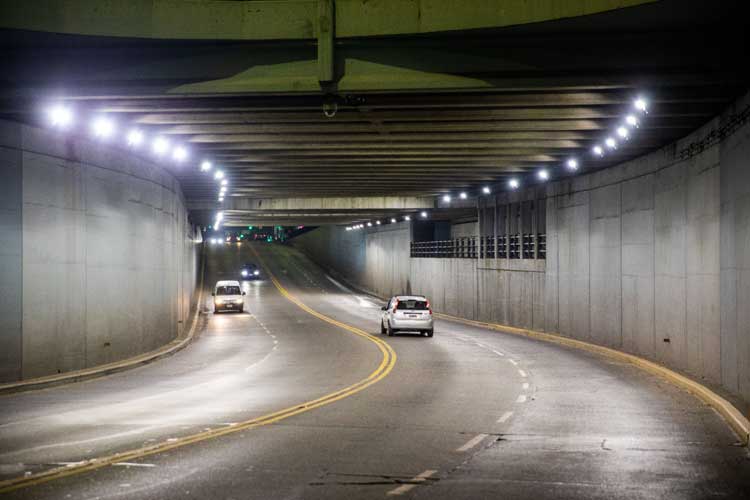 San Isidro avanza con la renovación de luminarias LED en túneles para mejorar la visibilidad y la seguridad vial San Isidro avanza con la renovación de luminarias LED en túneles para mejorar la visibilidad y la seguridad vial