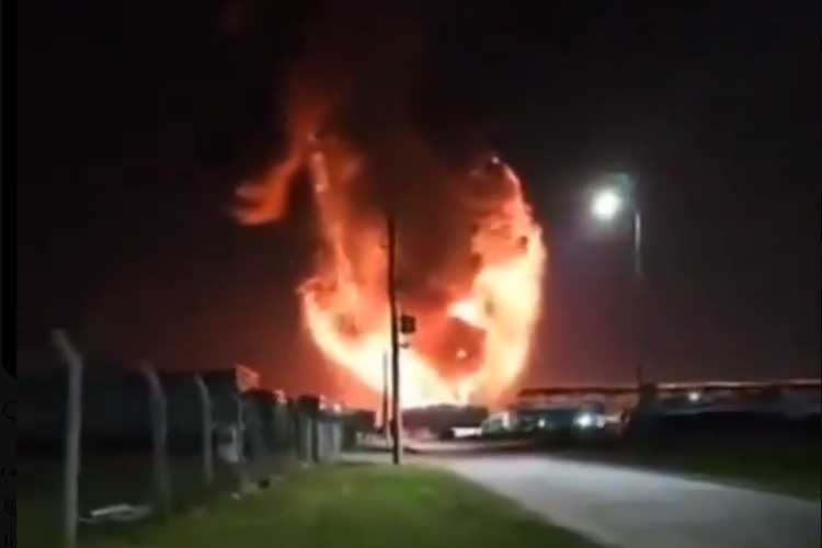 Ezeiza, explosión, Defensa Civil, bomberos Ezeiza, explosión, Defensa Civil, bomberos